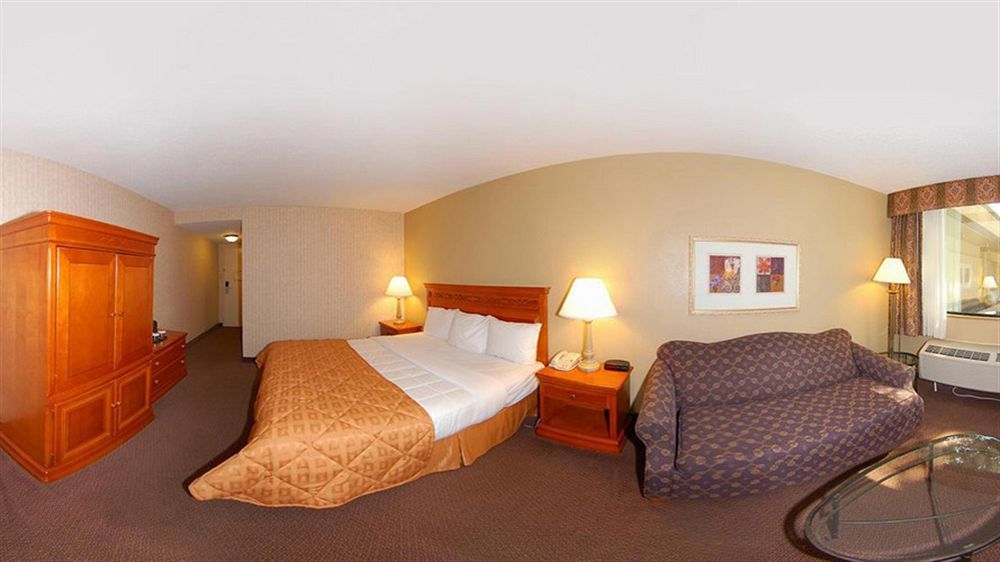 Gateway Hotel Dallas Park Central Extérieur photo